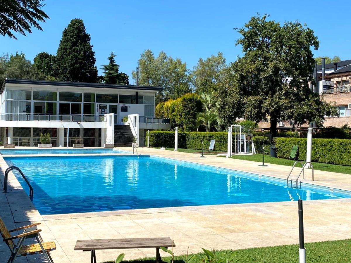 Hermoso Apartamento En Country Hosp Univ Austral Pilar  Extérieur photo